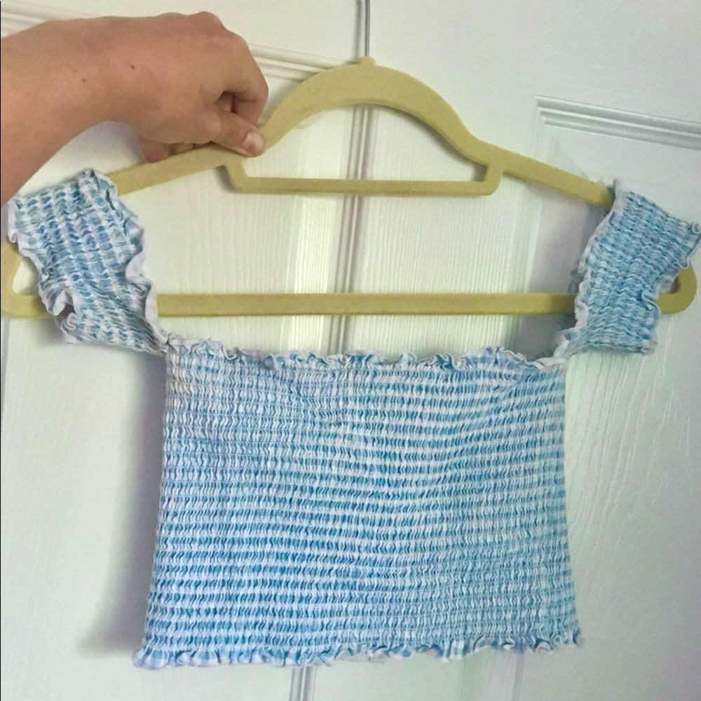 OFF SHOULDER CROP TOP